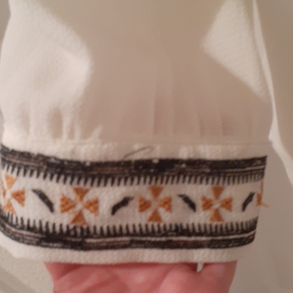 Southwest Blouse - Picture 5 of 6